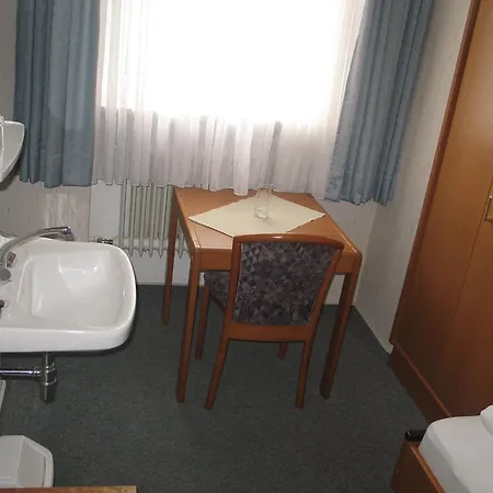 Gasthof-pension Leupold Otel Selbitz